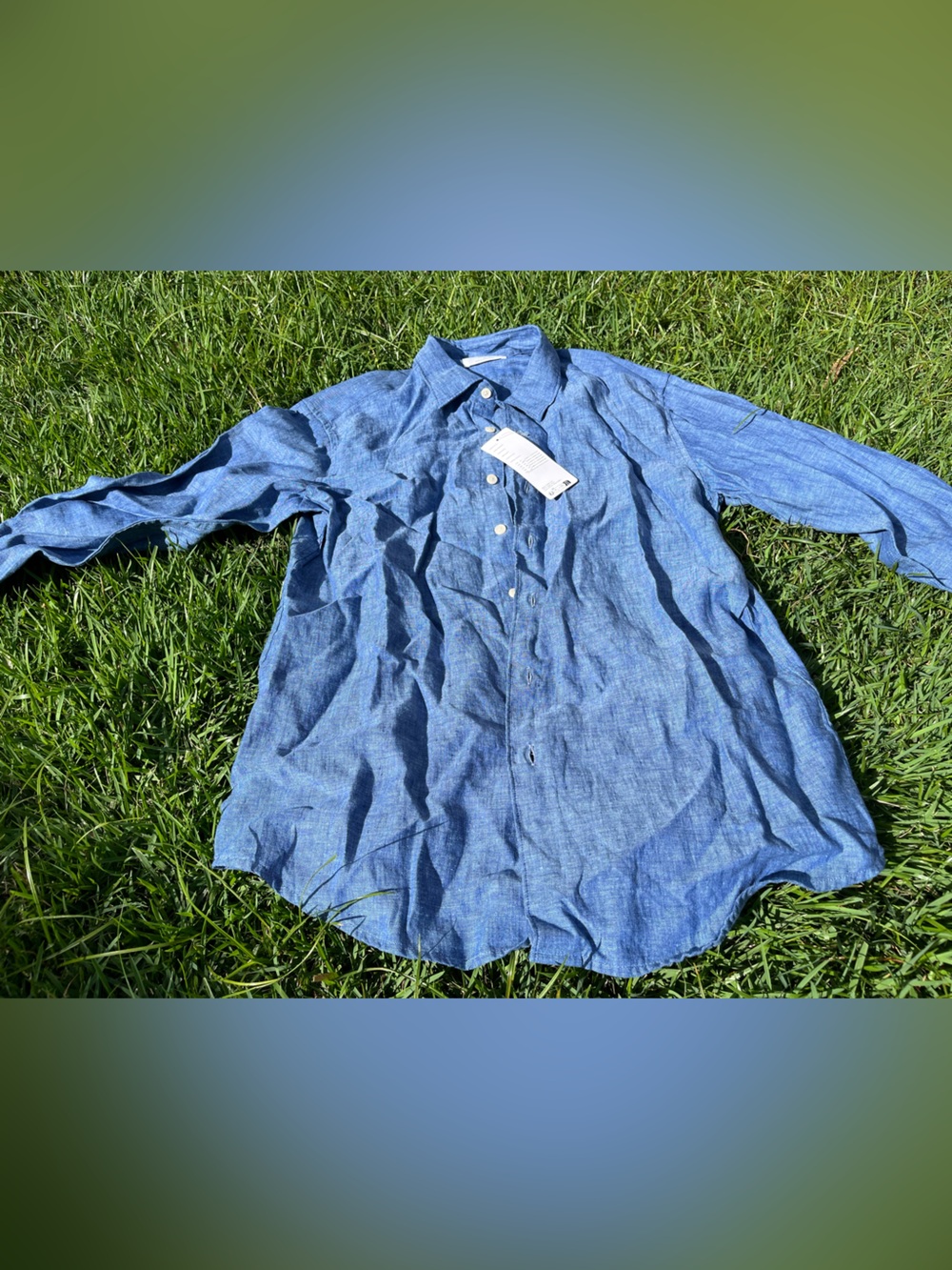 Uniqlo Blue Chambray Long-Sleeve Button-Down Shirt